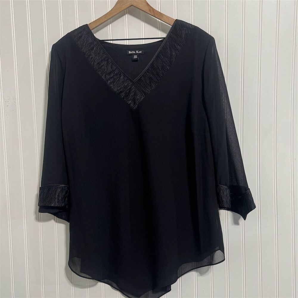 Dana‎ Kay Black Chiffon Blouse Tunic Top 22W Plus Size Pleated V-Neck Asym Hem